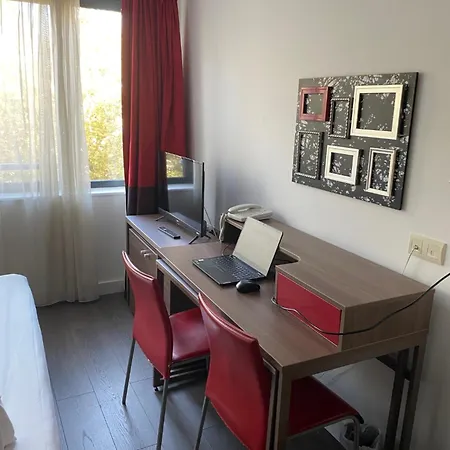 B&B Home Caen Centre Gare كان