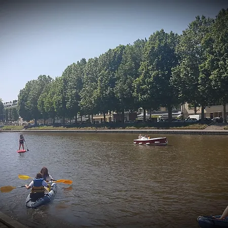 Centre Gare מלון דירות 3*