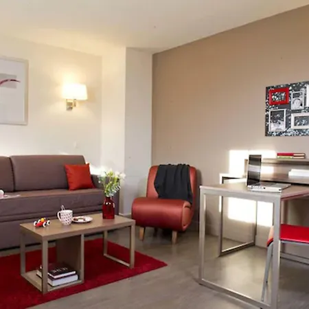 Centre Gare Lejlighedshotel 3*