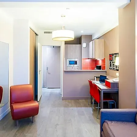 Aparthotel Centre Gare 3*