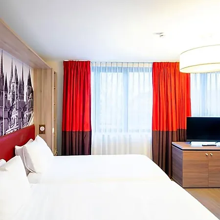 Centre Gare Aparthotel 3*