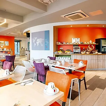 Centre Gare 公寓式酒店 3*