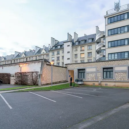 Centre Gare Lejlighedshotel 3*